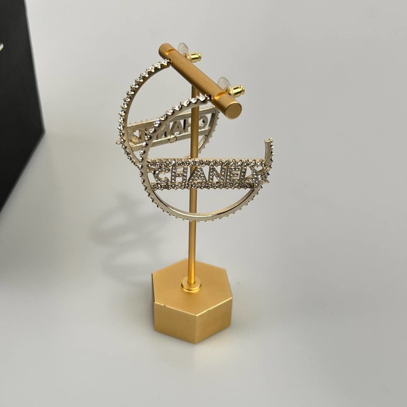 NIB Chanel Track 22S Series Large Hoop Earrings - Picture 6 of 13